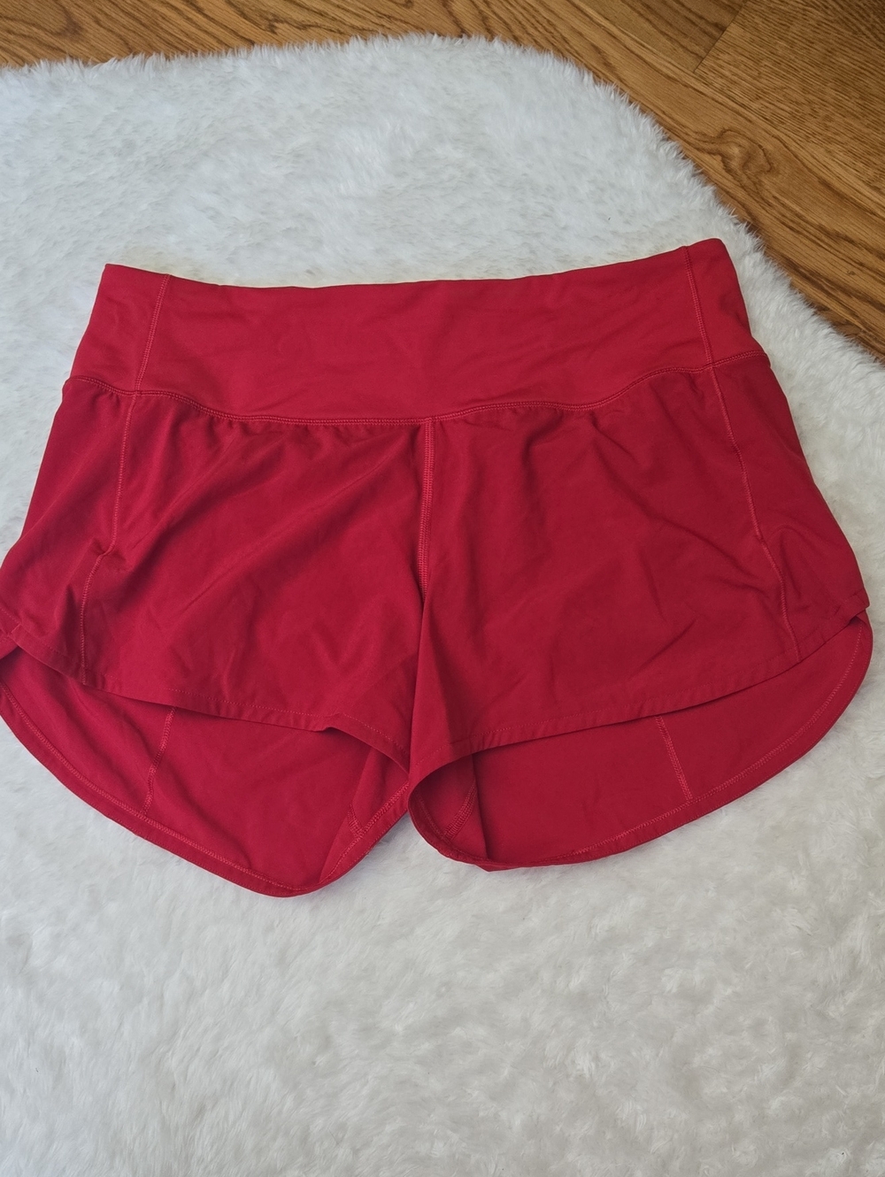 Lululemon Red Speed Short, Womens Size 8